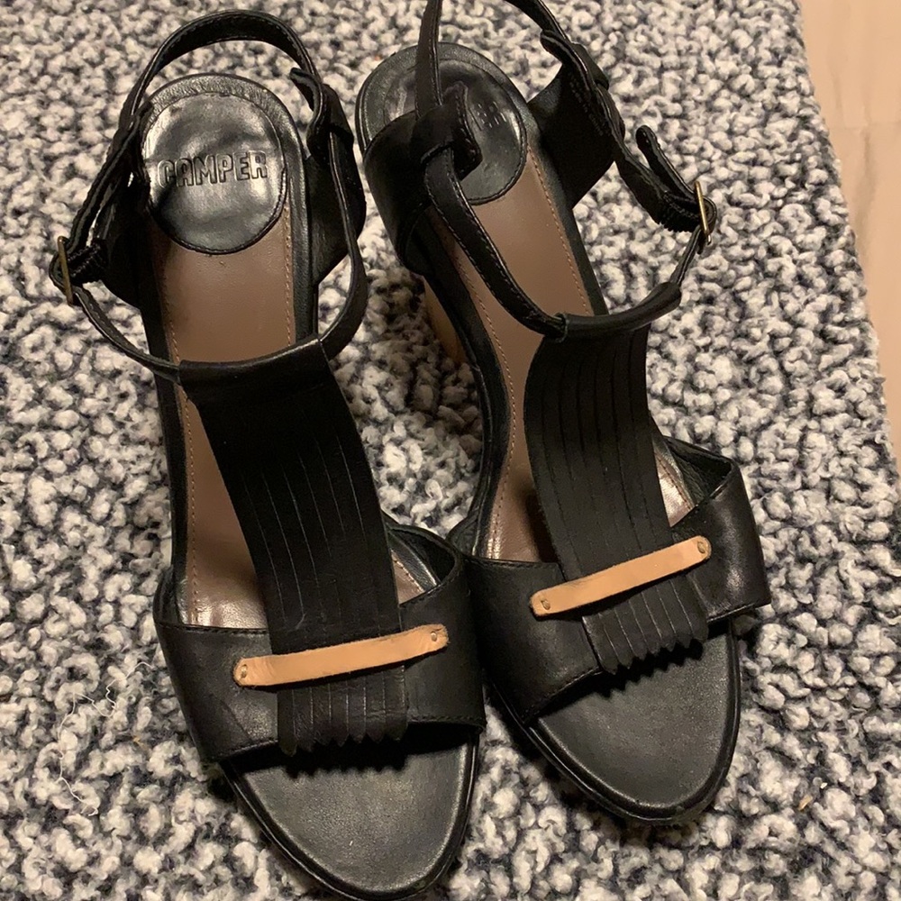 Campers black sandals with wooden heels